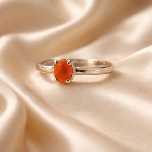 Elegant Carnelian Gemstone Silver Ring